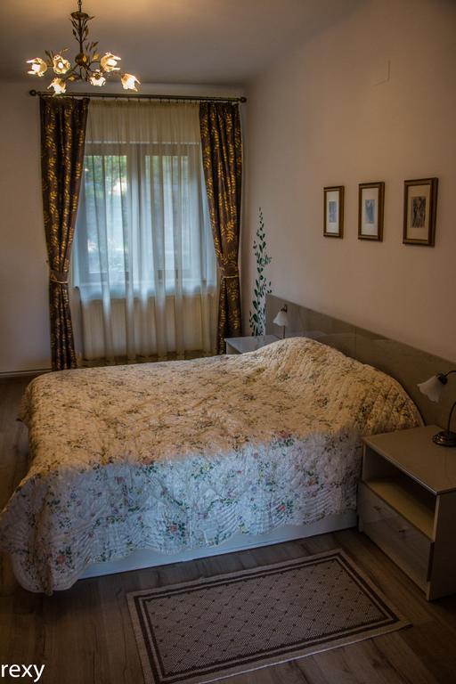 בראשוב Chic Apartment מראה חיצוני תמונה