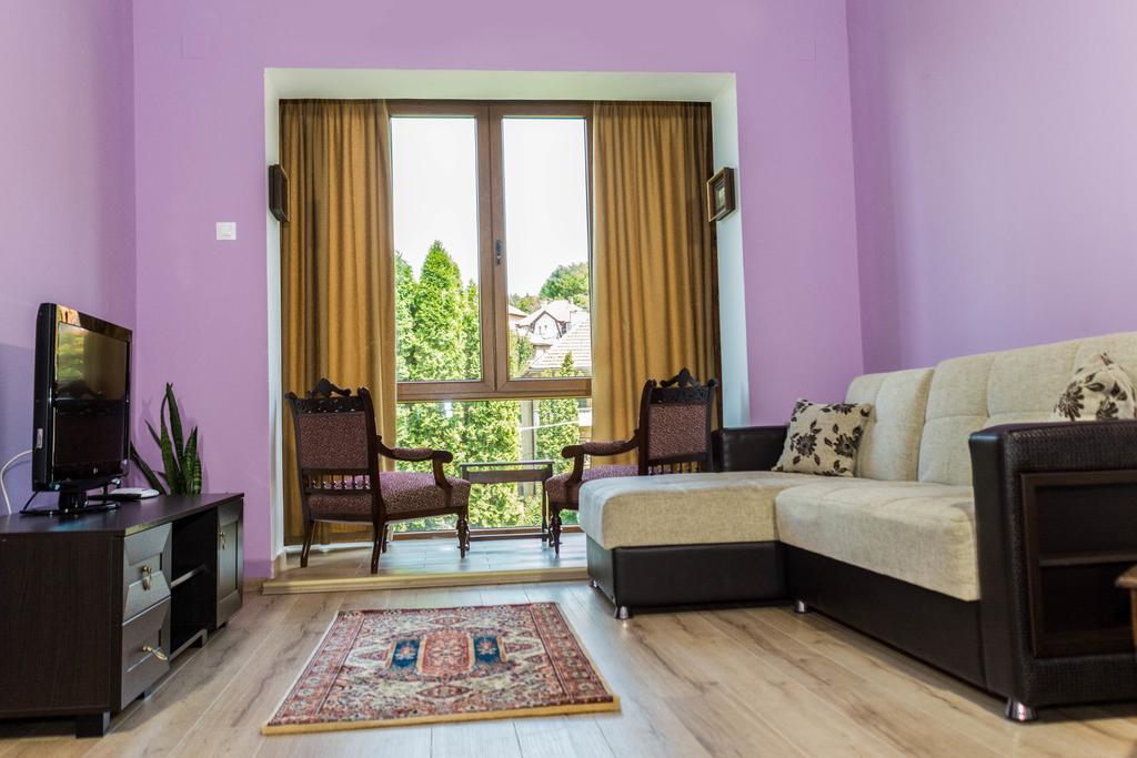 בראשוב Chic Apartment מראה חיצוני תמונה